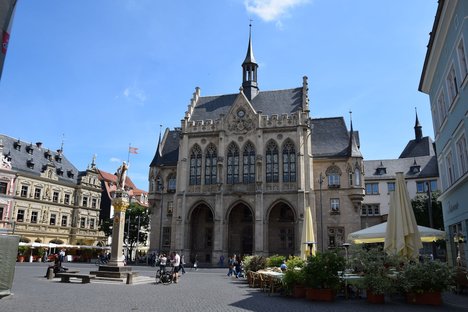 Rathaus.JPG